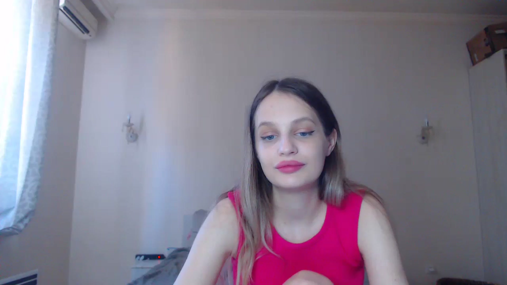 Gallery image thumbnail from Lola_vi's myfreecams stream on, 08/13/2023, 12:07 image 5 of 20