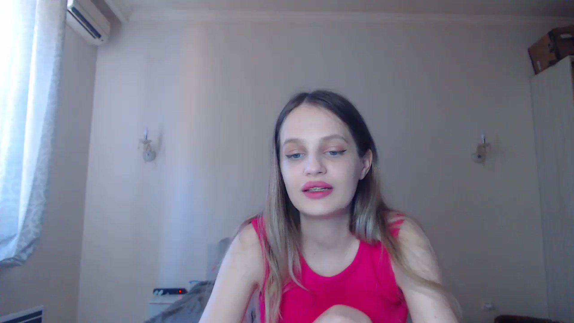 Gallery image thumbnail from Lola_vi's myfreecams stream on, 08/13/2023, 12:07 image 8 of 20
