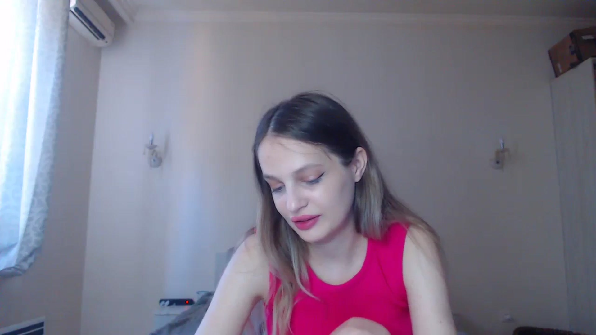 Gallery image thumbnail from Lola_vi's myfreecams stream on, 08/13/2023, 12:07 image 6 of 20