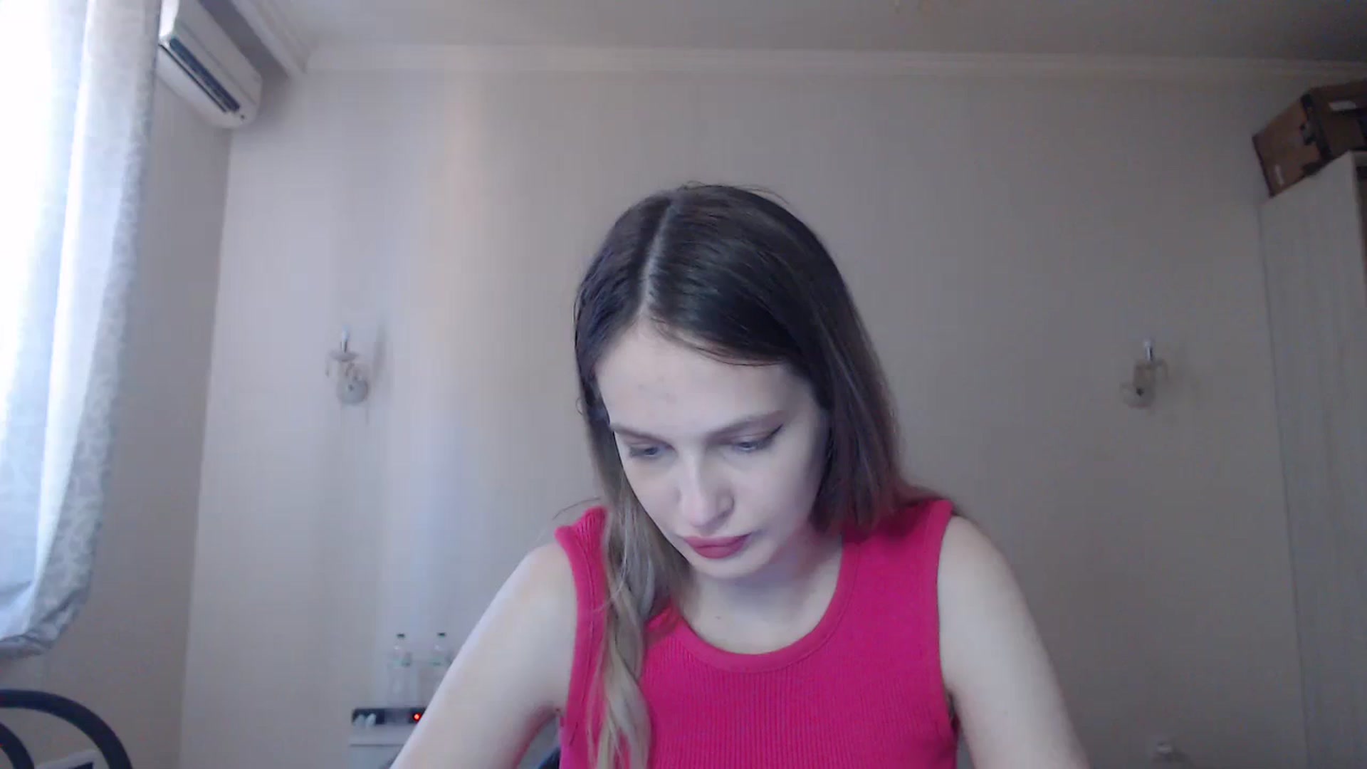 Gallery image thumbnail from Lola_vi's myfreecams stream on, 08/14/2023, 11:24 image 20 of 20