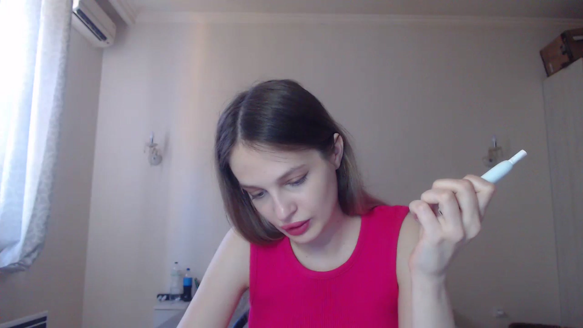 Gallery image thumbnail from Lola_vi's myfreecams stream on, 08/16/2023, 10:45 image 12 of 20
