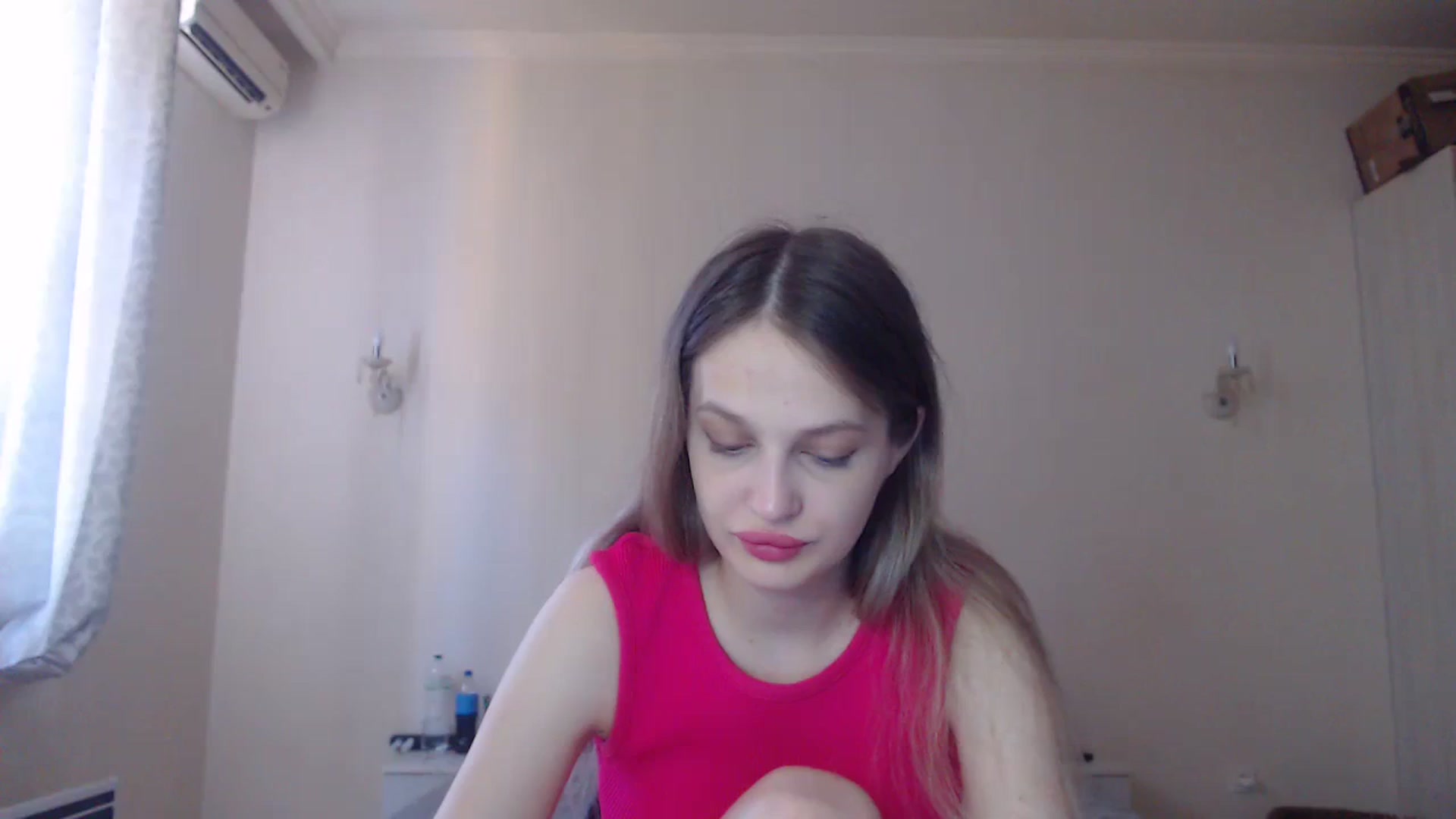 Gallery image thumbnail from Lola_vi's myfreecams stream on, 08/16/2023, 10:45 image 1 of 20