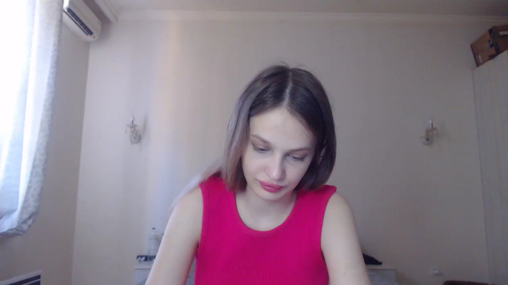 Gallery image thumbnail from Lola_vi's myfreecams stream on, 08/16/2023, 10:45 image 9 of 20