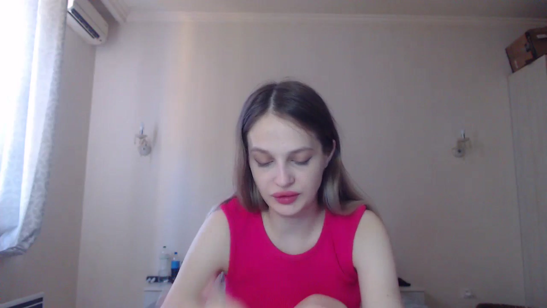 Gallery image thumbnail from Lola_vi's myfreecams stream on, 08/16/2023, 10:45 image 2 of 20