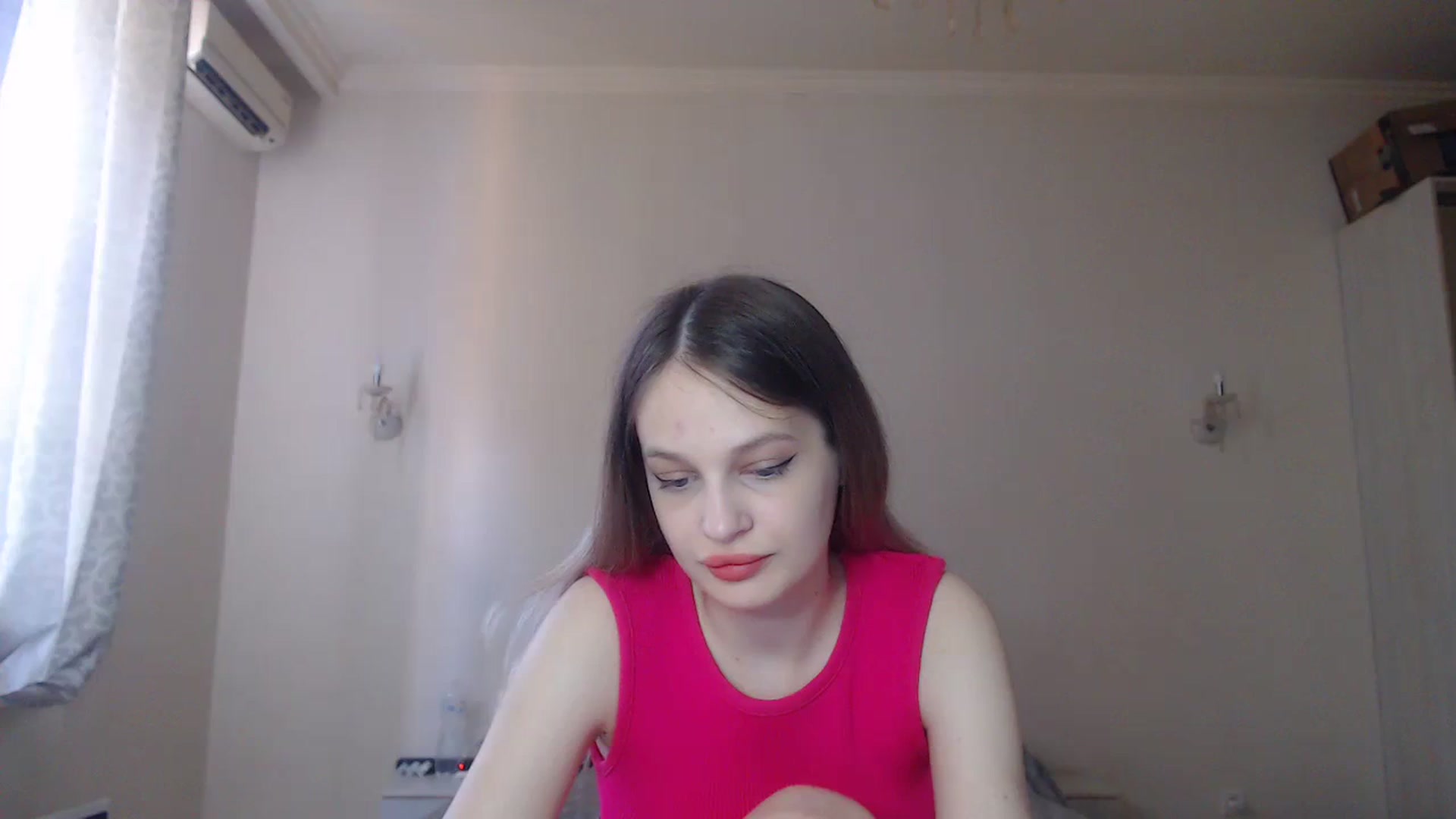 Gallery image thumbnail from Lola_vi's myfreecams stream on, 08/20/2023, 10:43 image 10 of 20