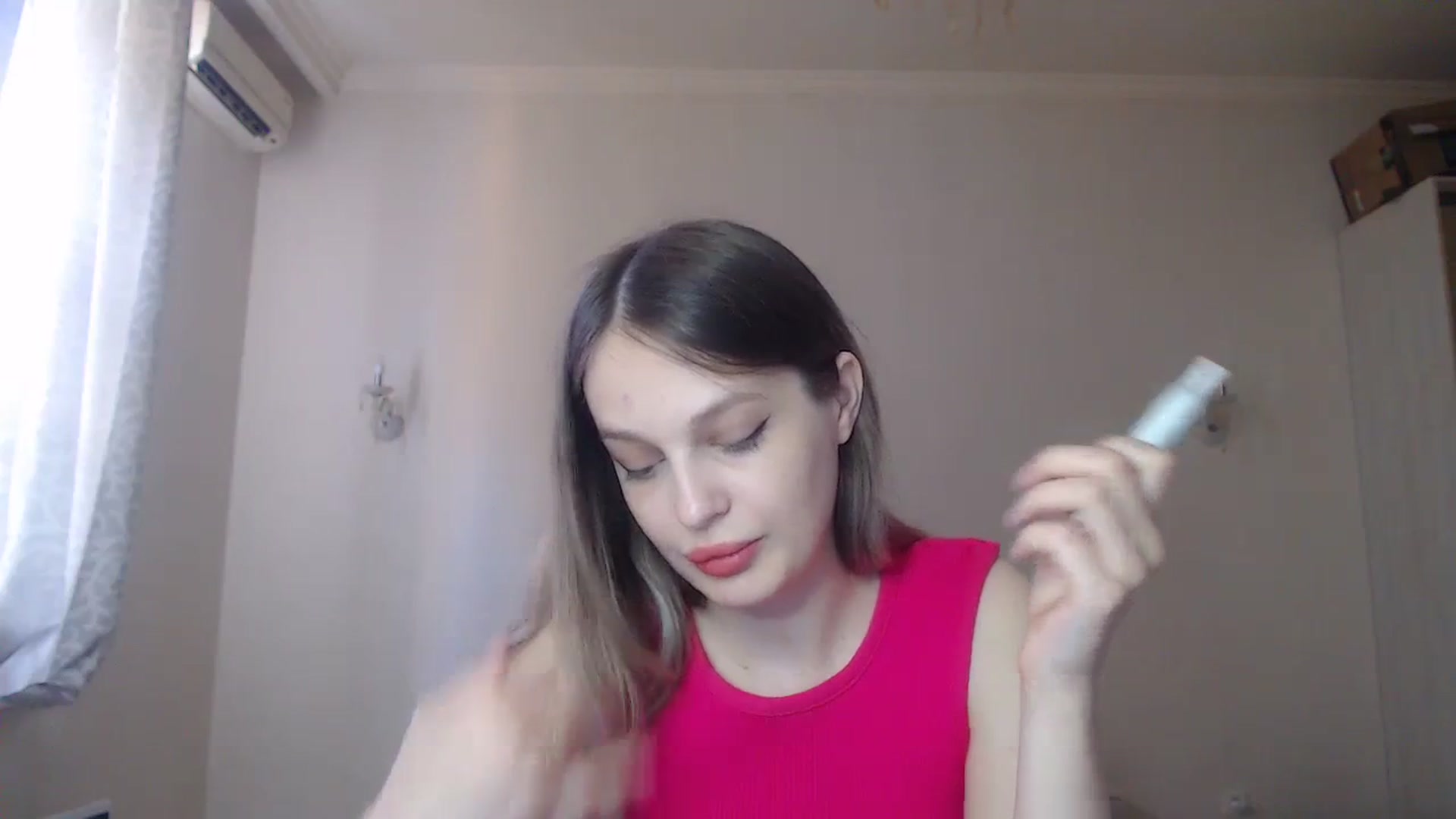 Gallery image thumbnail from Lola_vi's myfreecams stream on, 08/20/2023, 11:32 image 3 of 20