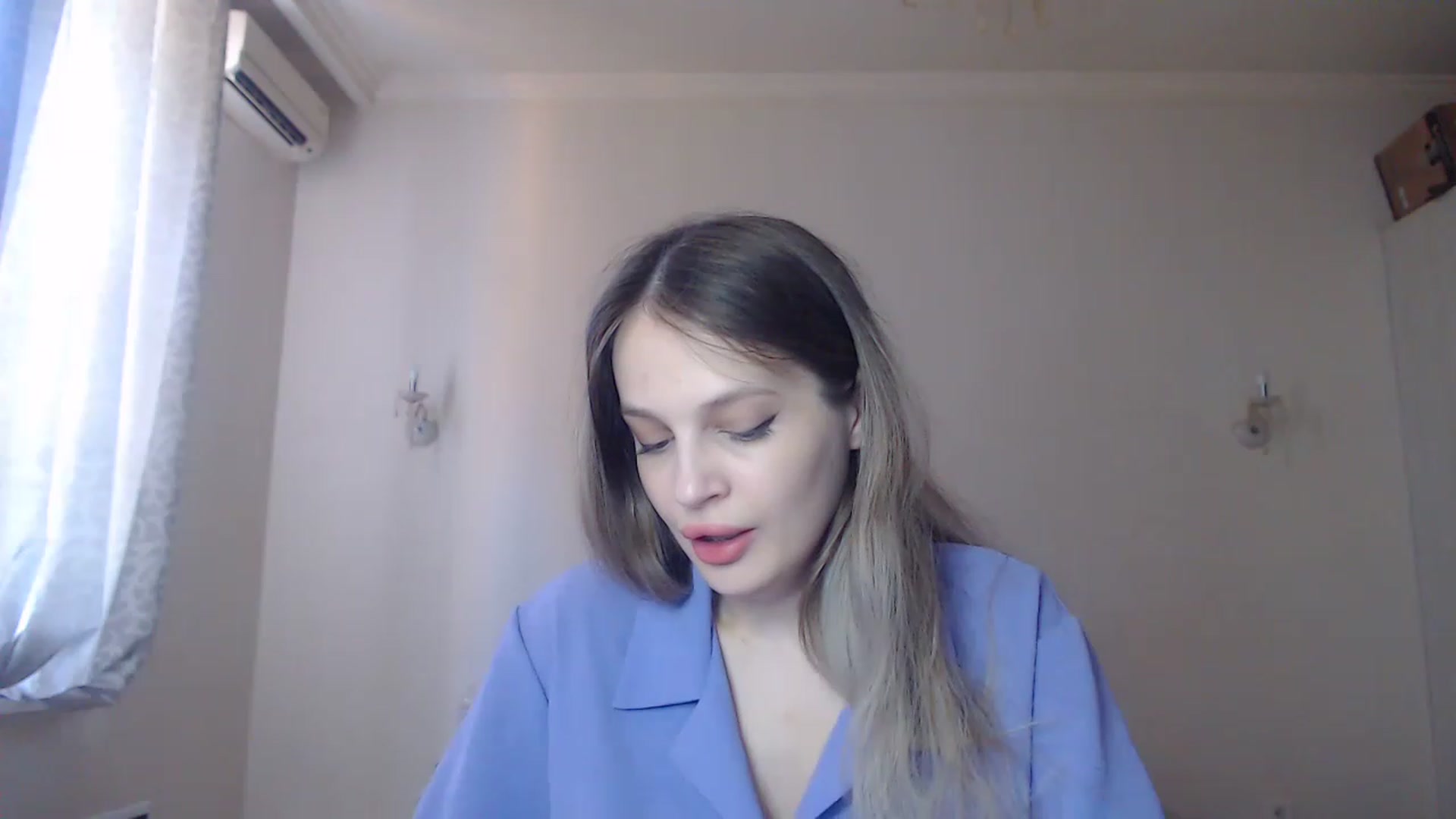 Gallery image thumbnail from Lola_vi's myfreecams stream on, 08/21/2023, 11:33 image 3 of 20
