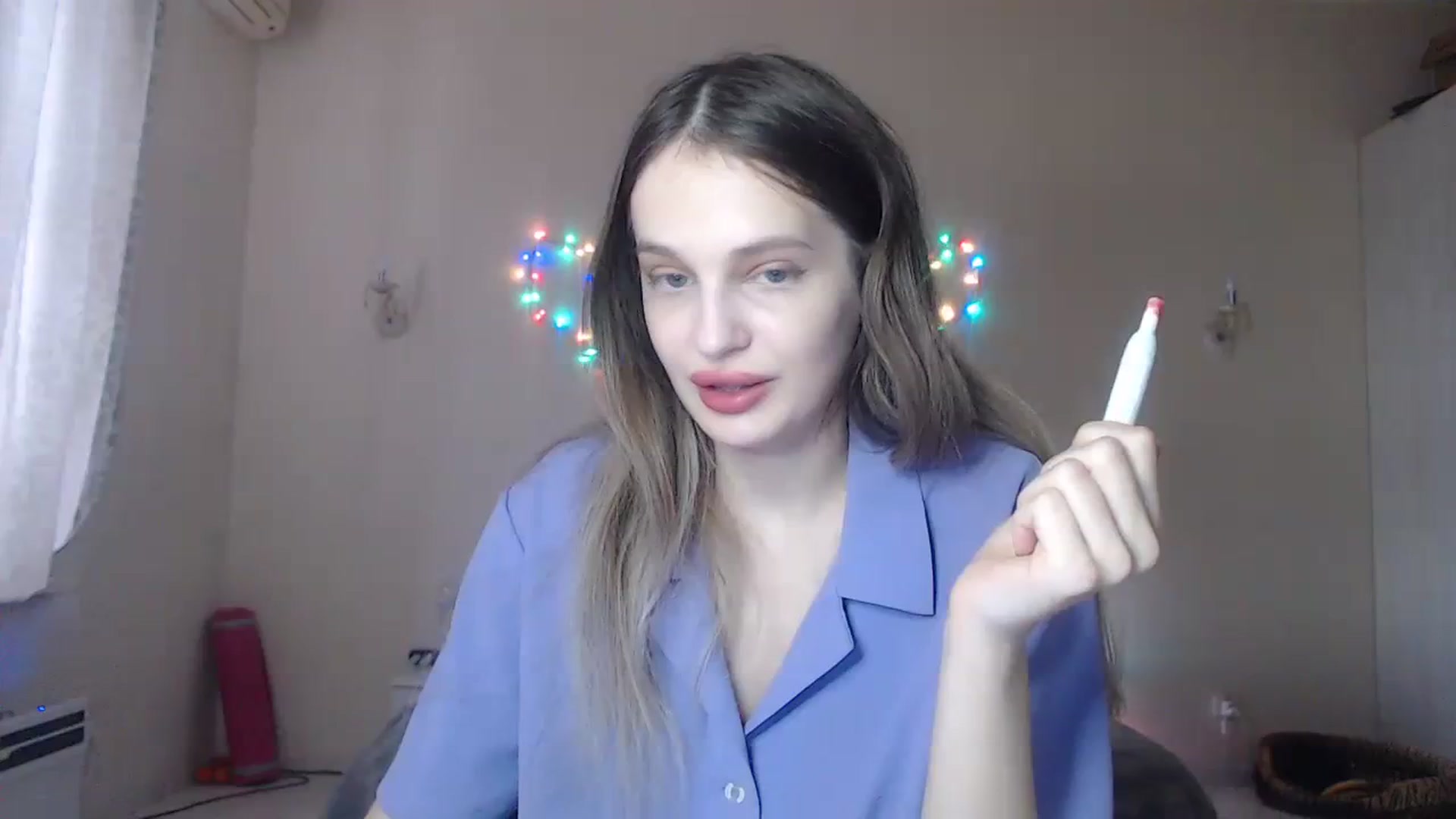 Gallery image thumbnail from Lola_vi's myfreecams stream on, 12/03/2023, 12:08 image 3 of 20