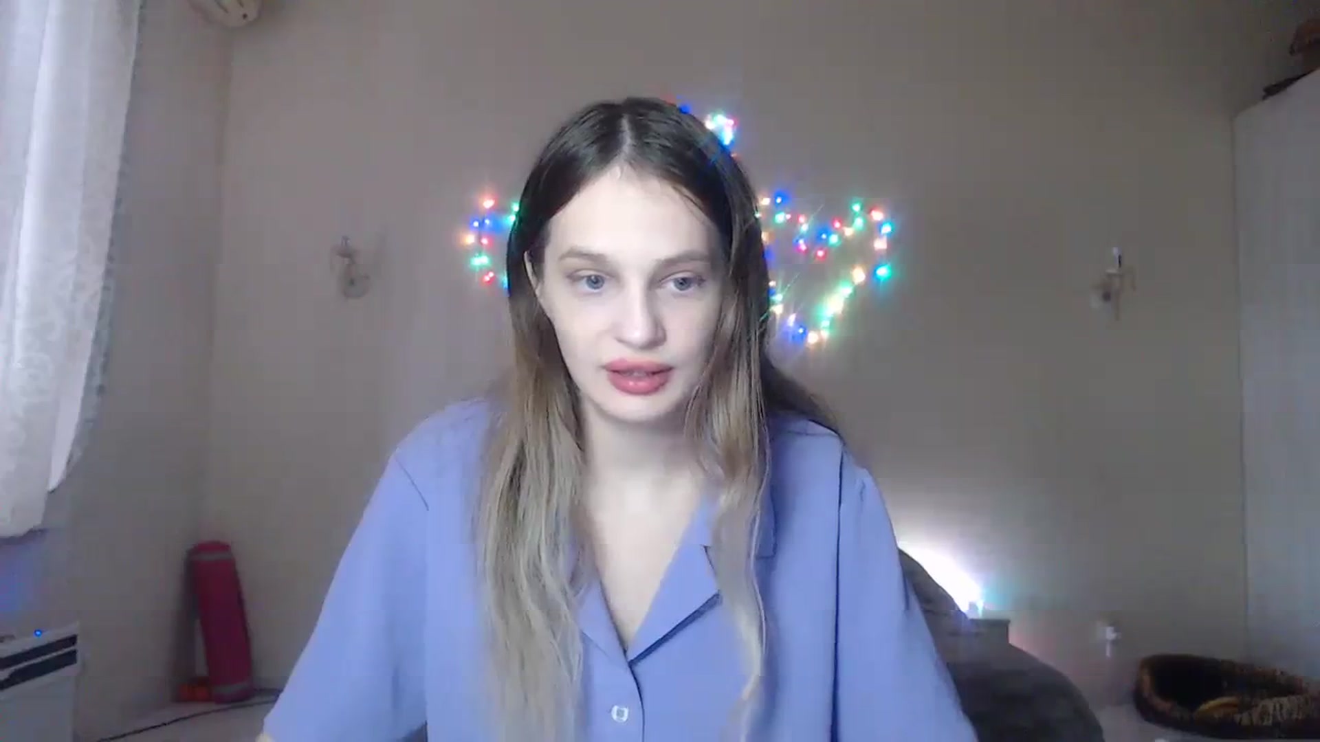 Gallery image thumbnail from Lola_vi's myfreecams stream on, 12/03/2023, 13:11 image 11 of 20