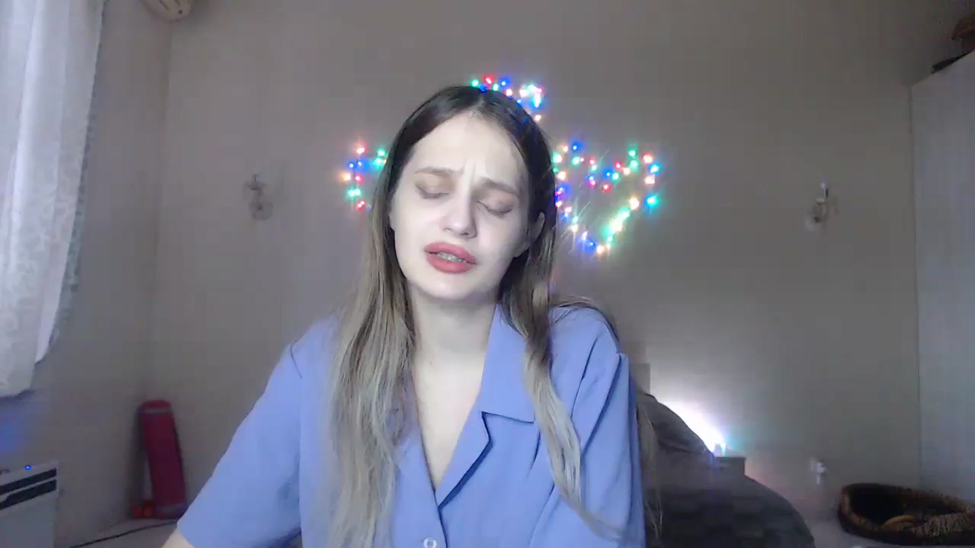 Gallery image thumbnail from Lola_vi's myfreecams stream on, 12/03/2023, 13:11 image 13 of 20