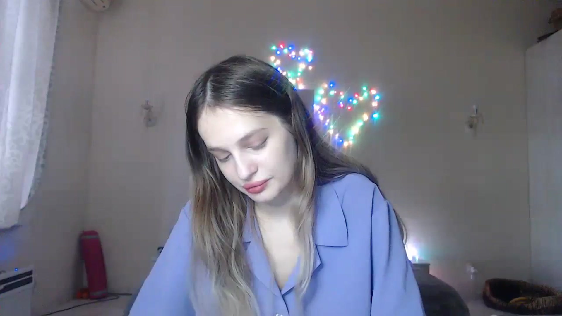 Gallery image thumbnail from Lola_vi's myfreecams stream on, 12/03/2023, 13:11 image 15 of 20