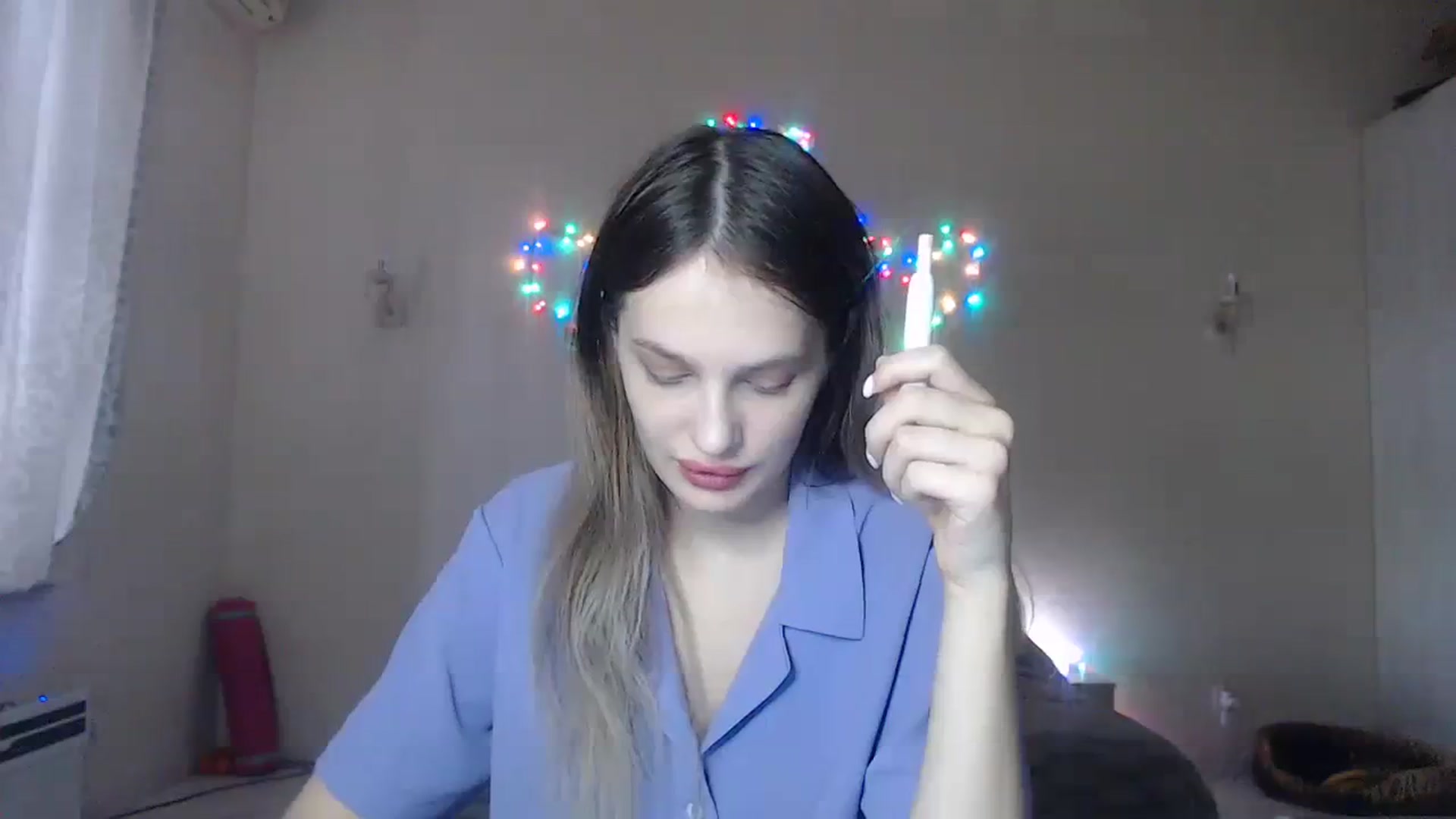 Gallery image thumbnail from Lola_vi's myfreecams stream on, 12/03/2023, 13:11 image 17 of 20