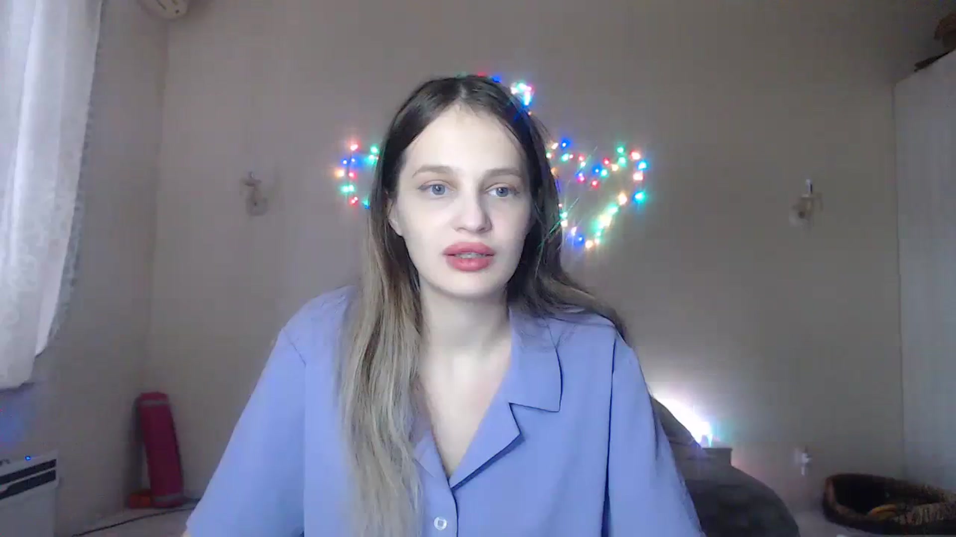 Gallery image thumbnail from Lola_vi's myfreecams stream on, 12/03/2023, 13:11 image 12 of 20