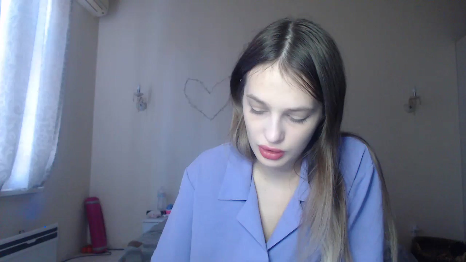 Gallery image thumbnail from Lola_vi's myfreecams stream on, 12/24/2023, 12:06 image 5 of 20