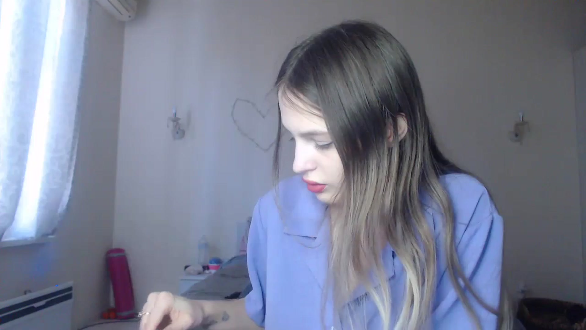 Gallery image thumbnail from Lola_vi's myfreecams stream on, 12/24/2023, 12:06 image 3 of 20
