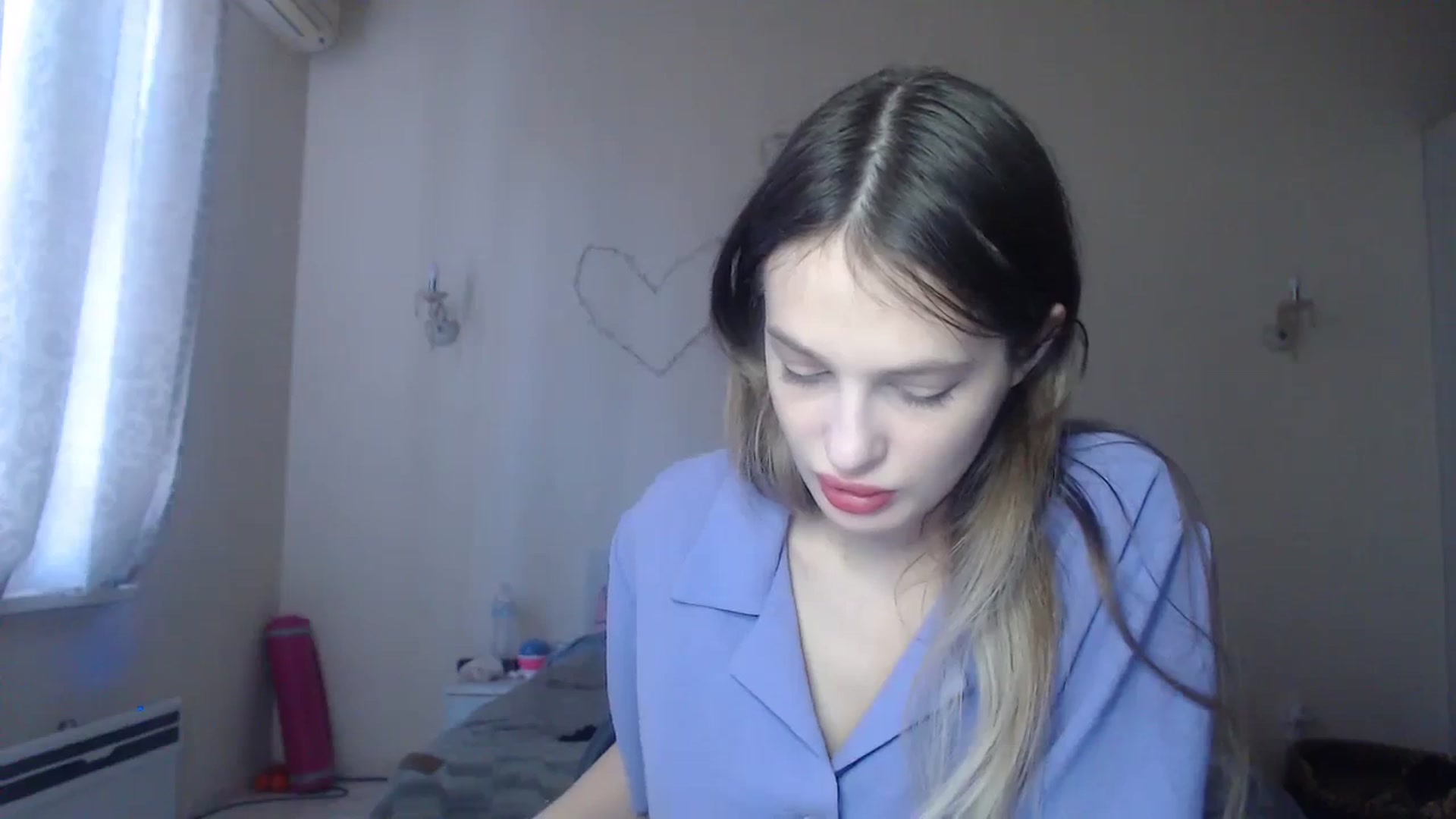 Gallery image thumbnail from Lola_vi's myfreecams stream on, 12/24/2023, 12:06 image 8 of 20