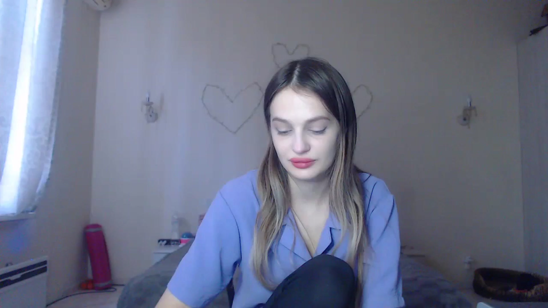 Gallery image thumbnail from Lola_vi's myfreecams stream on, 12/25/2023, 12:44 image 14 of 20