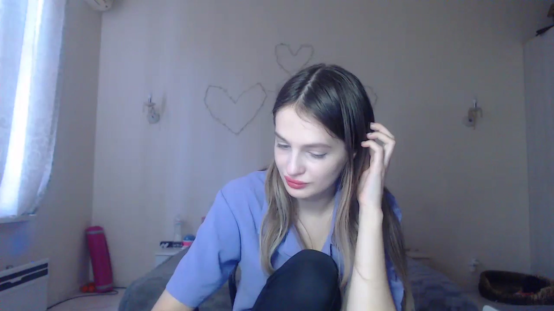 Gallery image thumbnail from Lola_vi's myfreecams stream on, 12/25/2023, 12:44 image 12 of 20