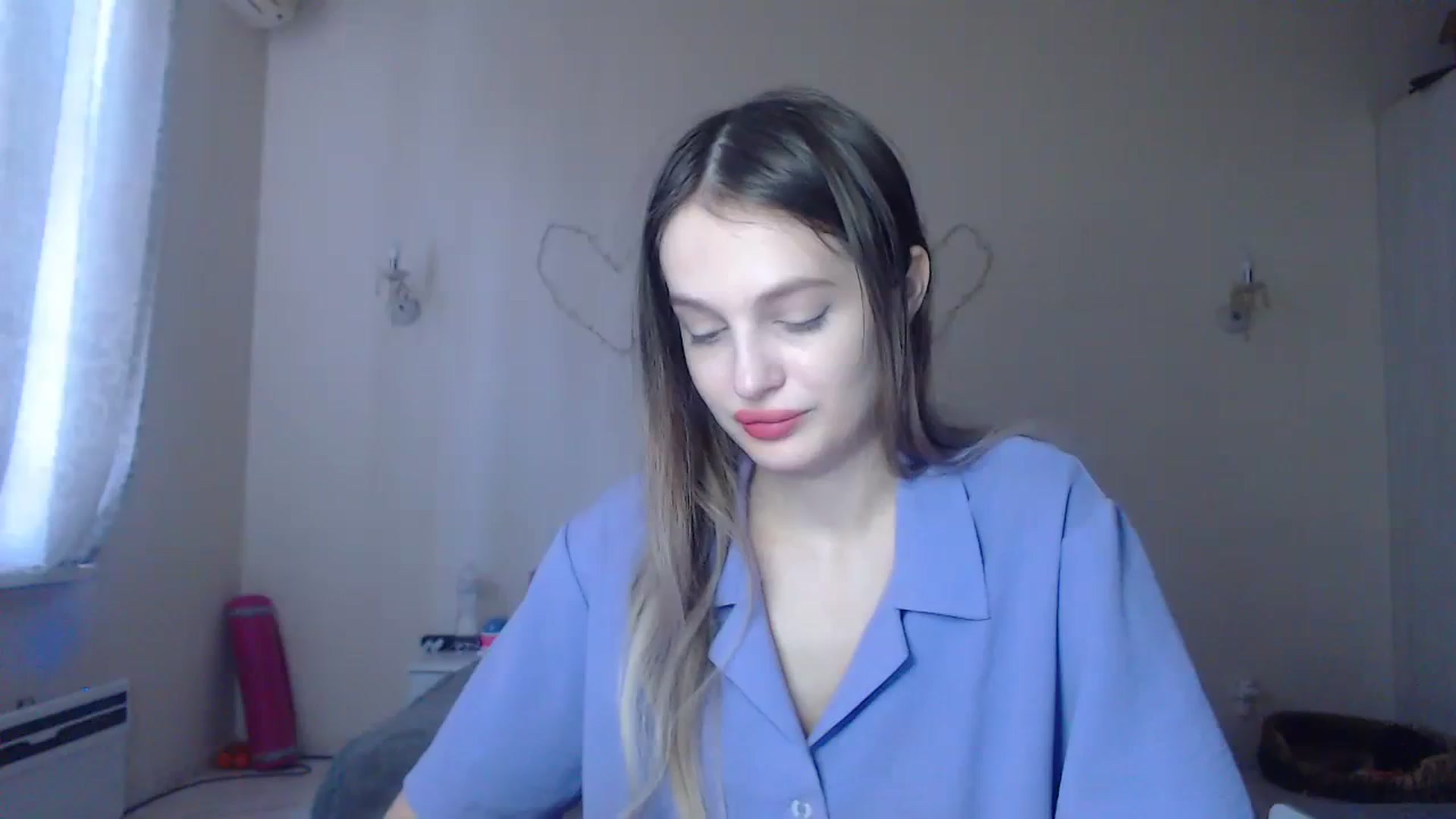Gallery image thumbnail from Lola_vi's myfreecams stream on, 12/25/2023, 12:44 image 1 of 20