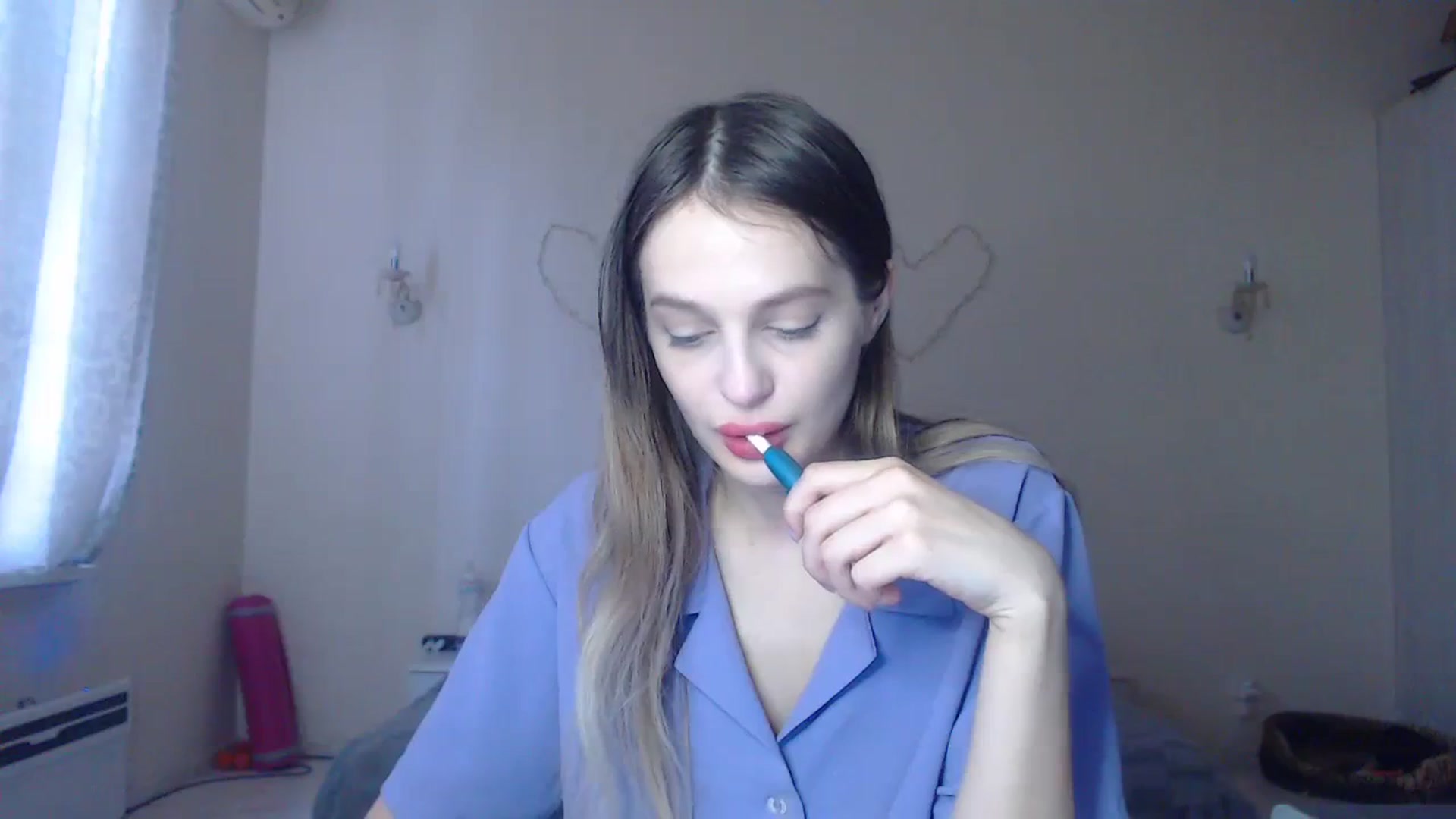 Gallery image thumbnail from Lola_vi's myfreecams stream on, 12/25/2023, 12:44 image 4 of 20