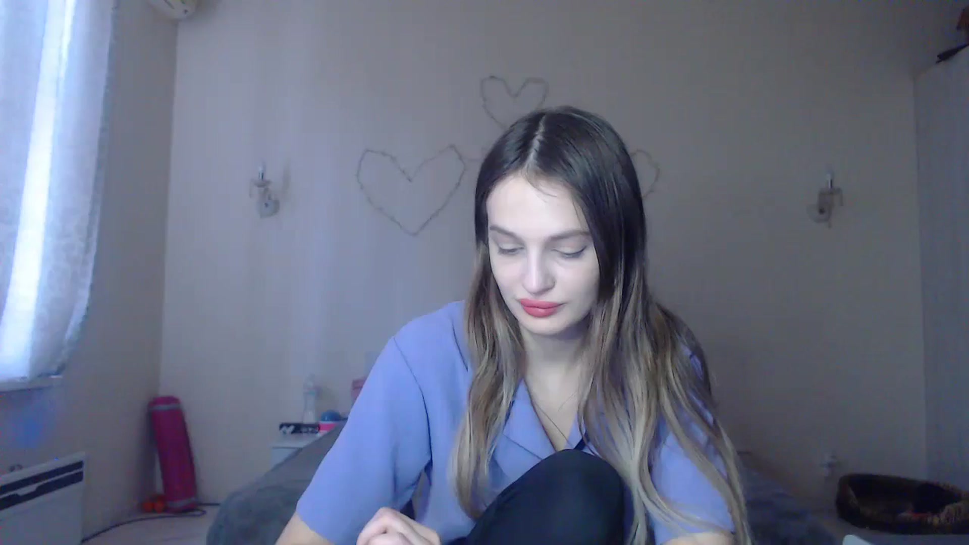 Gallery image thumbnail from Lola_vi's myfreecams stream on, 12/25/2023, 12:44 image 17 of 20