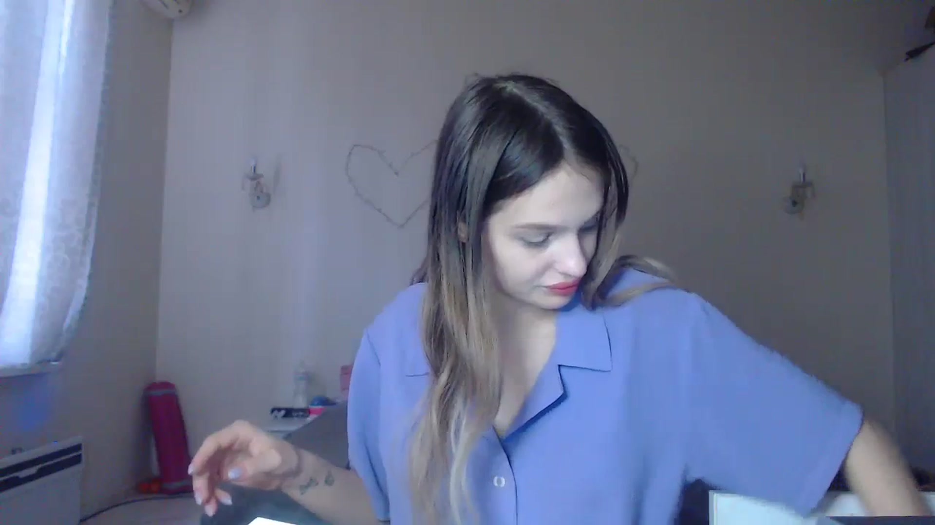 Gallery image thumbnail from Lola_vi's myfreecams stream on, 12/25/2023, 12:44 image 20 of 20