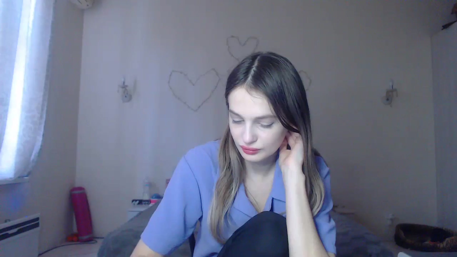 Gallery image thumbnail from Lola_vi's myfreecams stream on, 12/25/2023, 12:44 image 15 of 20