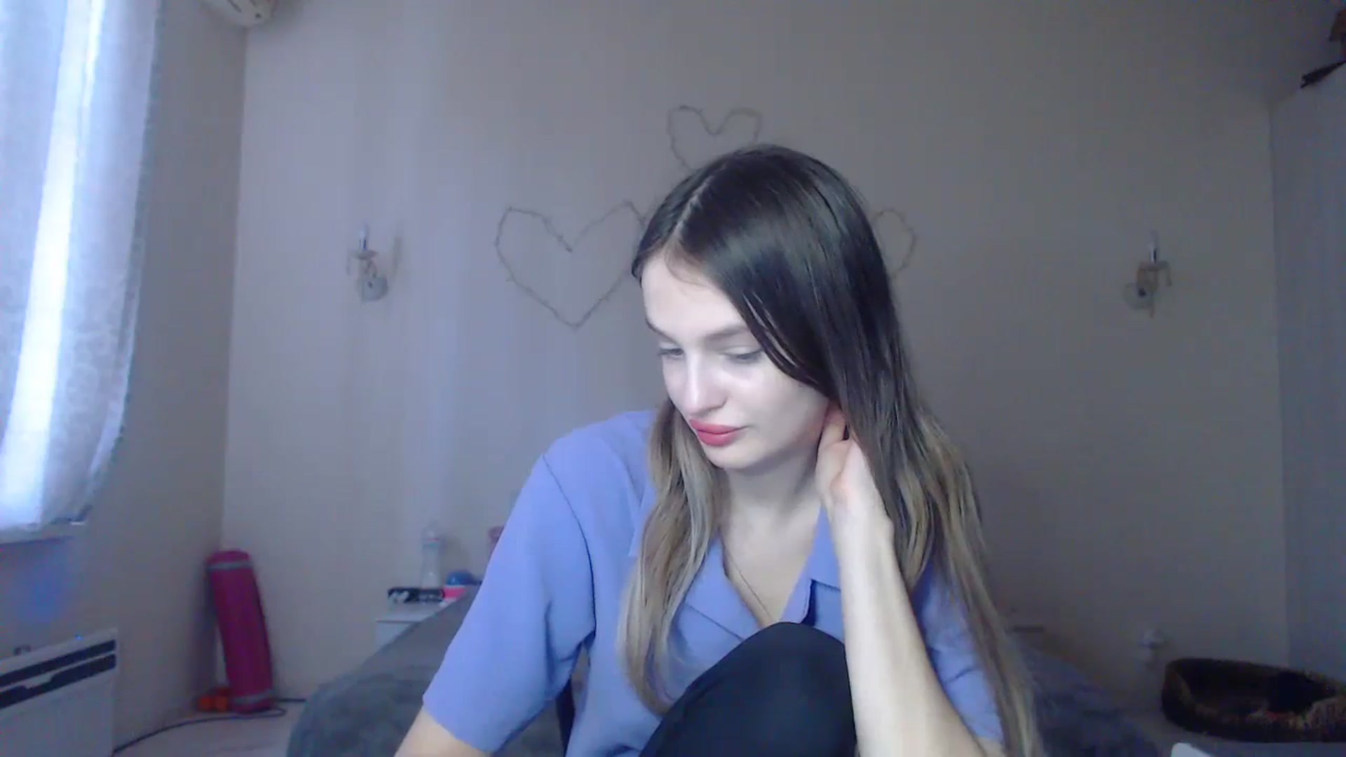 Gallery image thumbnail from Lola_vi's myfreecams stream on, 12/25/2023, 12:44 image 16 of 20
