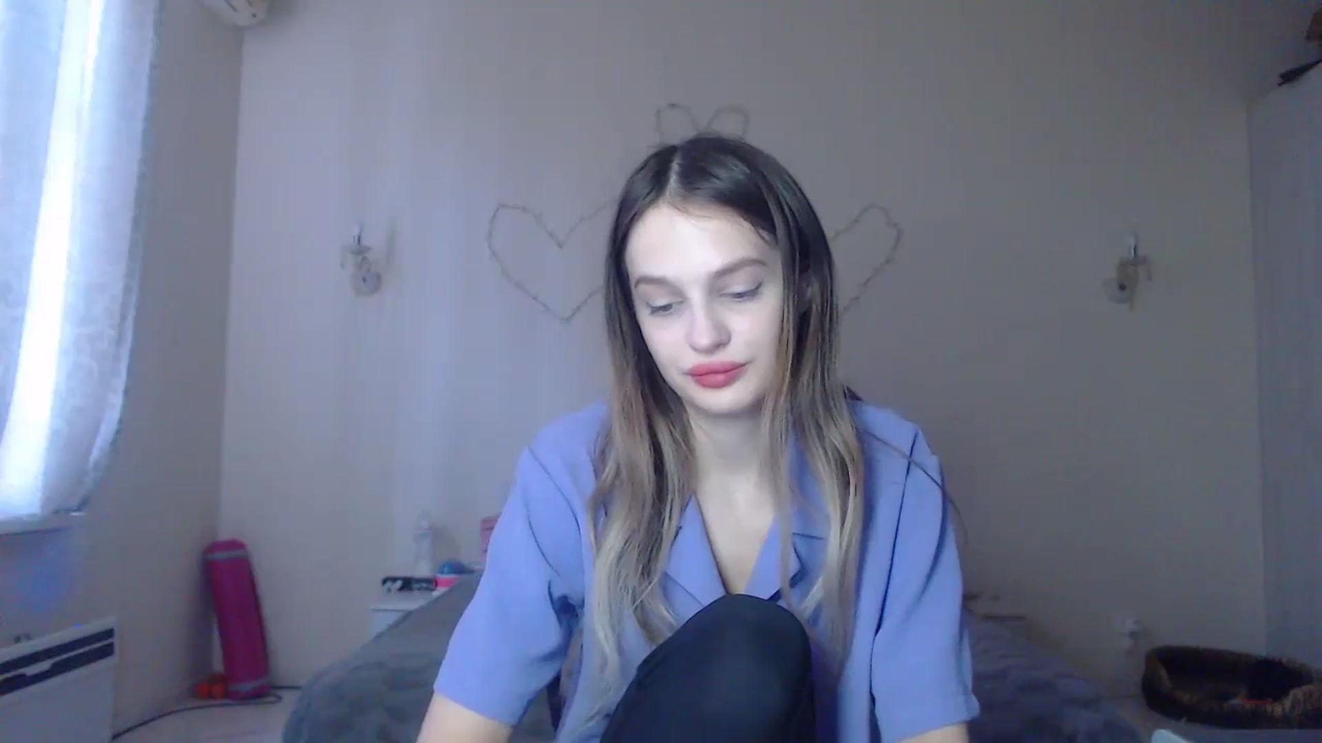 Gallery image thumbnail from Lola_vi's myfreecams stream on, 12/25/2023, 12:44 image 9 of 20