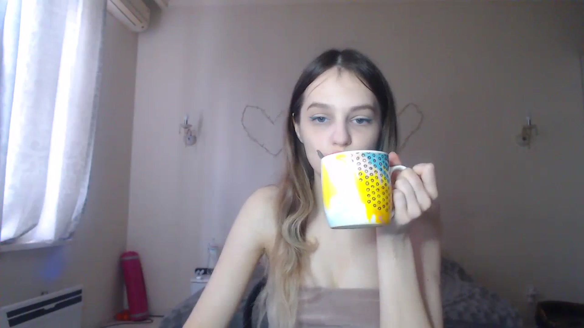 Gallery image thumbnail from Lola_vi's myfreecams stream on, 12/26/2023, 12:43 image 16 of 20
