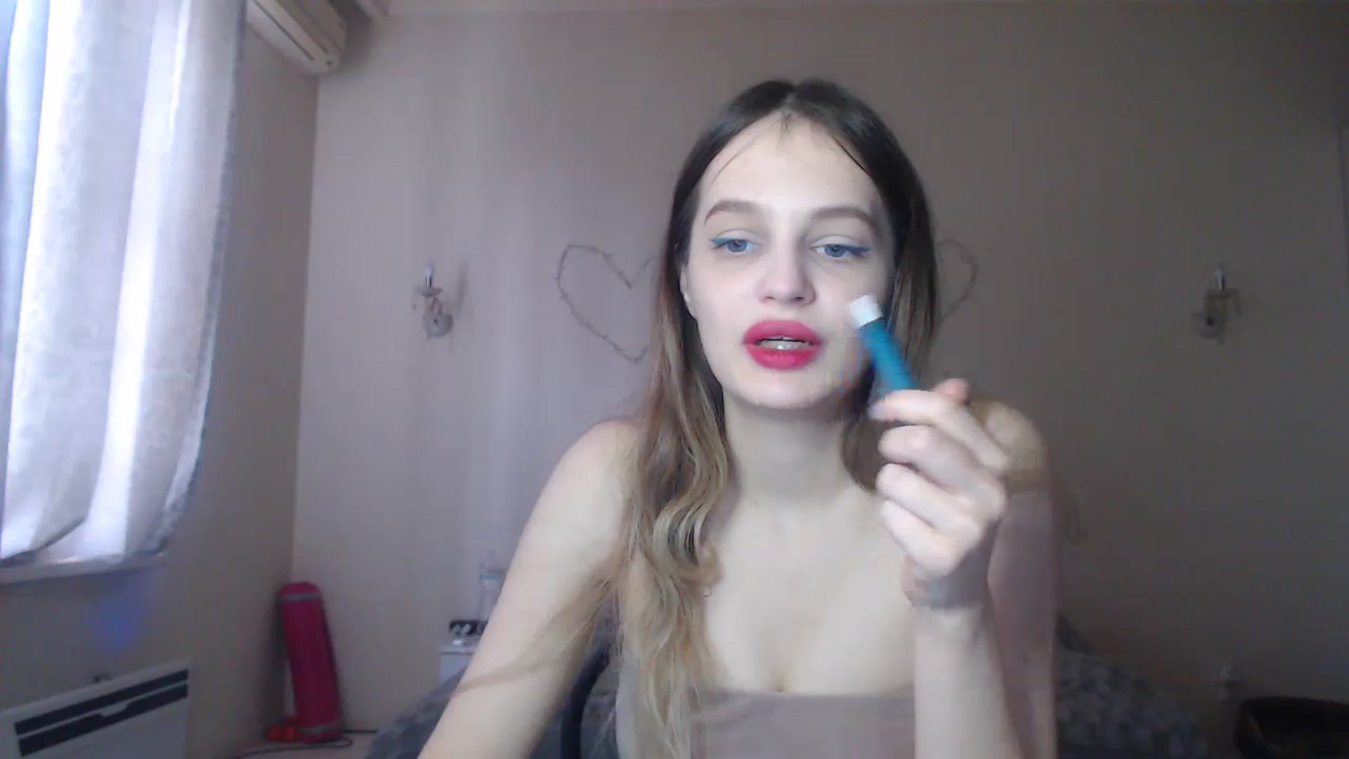 Gallery image thumbnail from Lola_vi's myfreecams stream on, 12/26/2023, 12:43 image 15 of 20