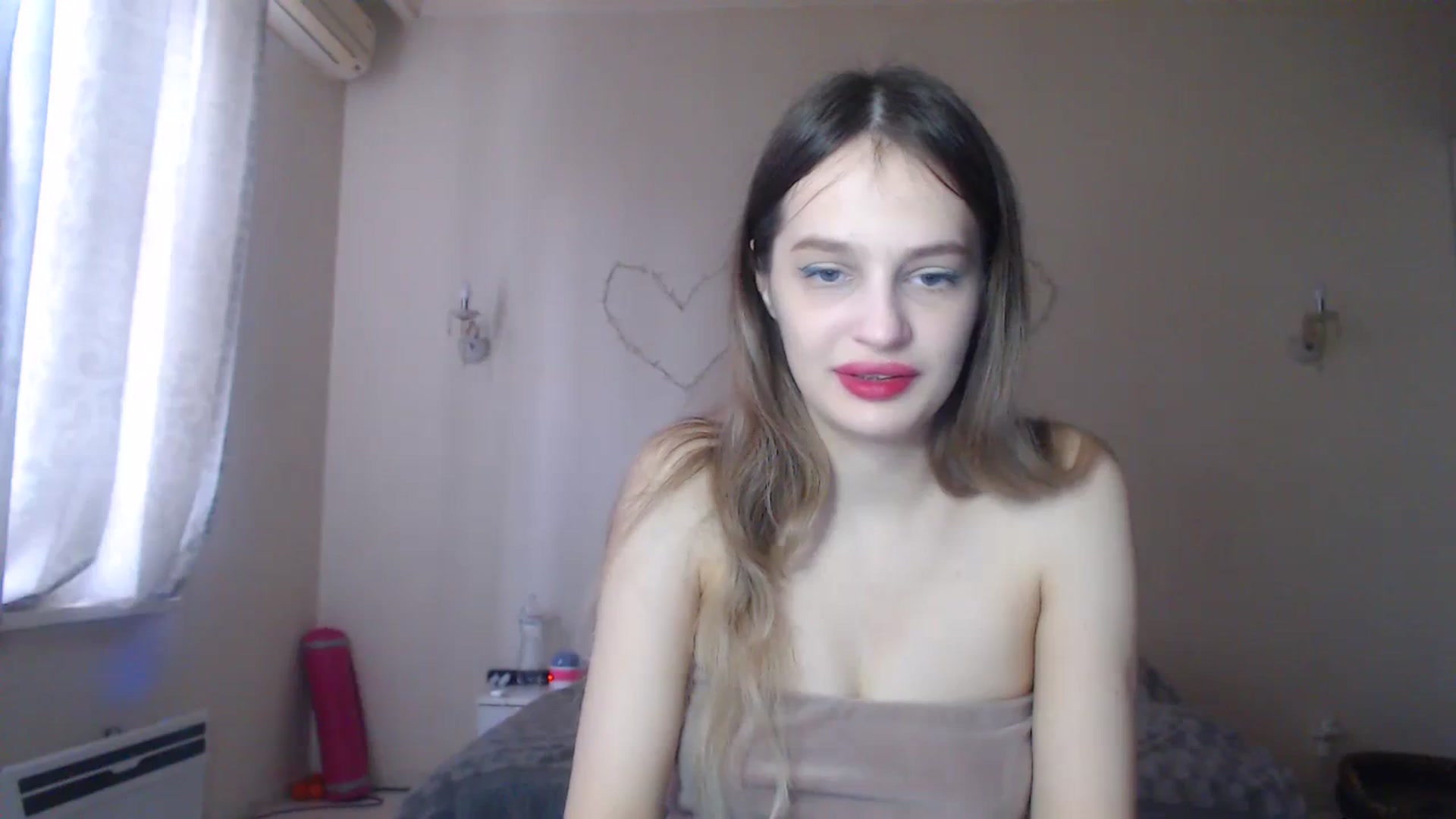Gallery image thumbnail from Lola_vi's myfreecams stream on, 12/26/2023, 12:43 image 11 of 20