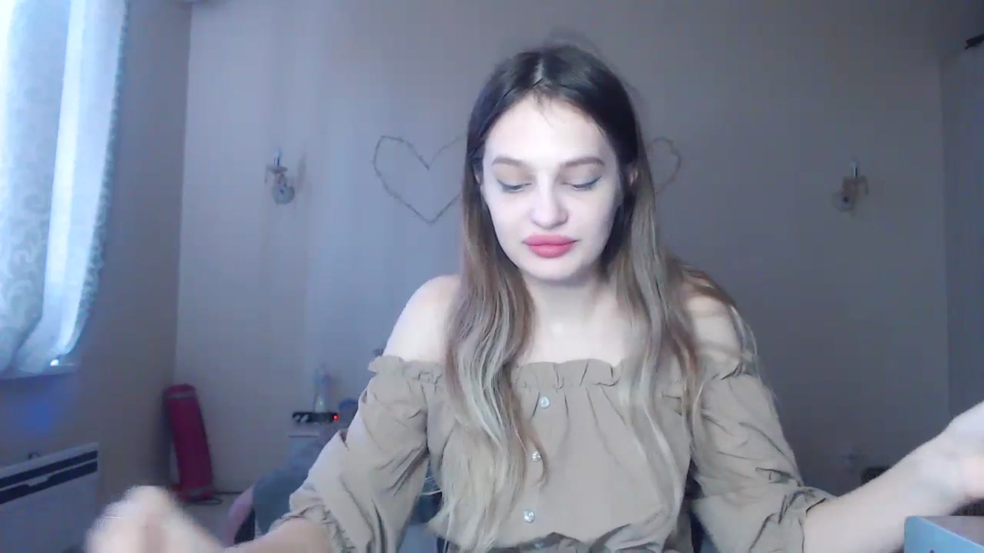 Gallery image thumbnail from Lola_vi's myfreecams stream on, 12/28/2023, 12:31 image 6 of 20