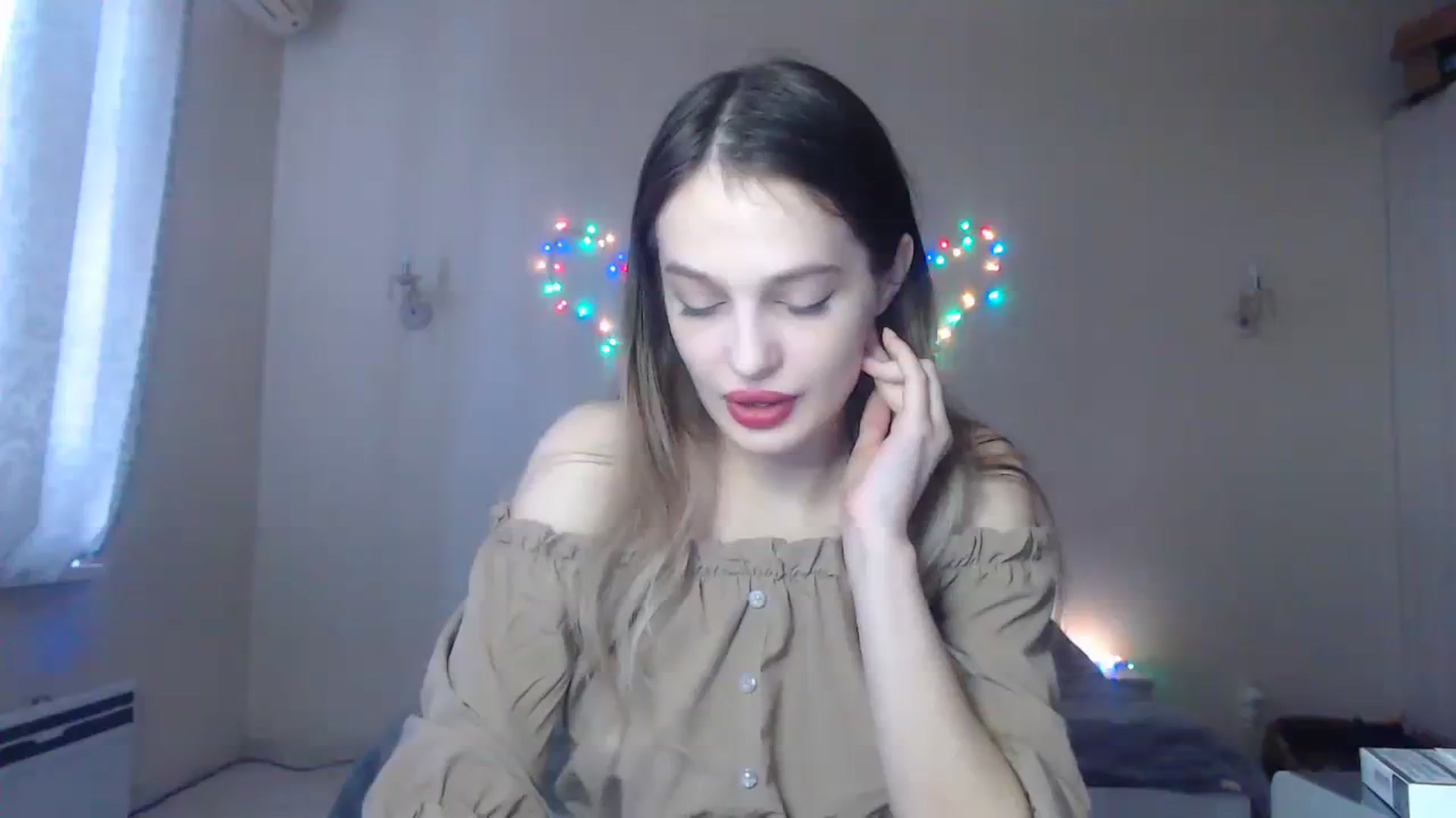 Gallery image thumbnail from Lola_vi's myfreecams stream on, 12/31/2023, 12:30 image 15 of 20