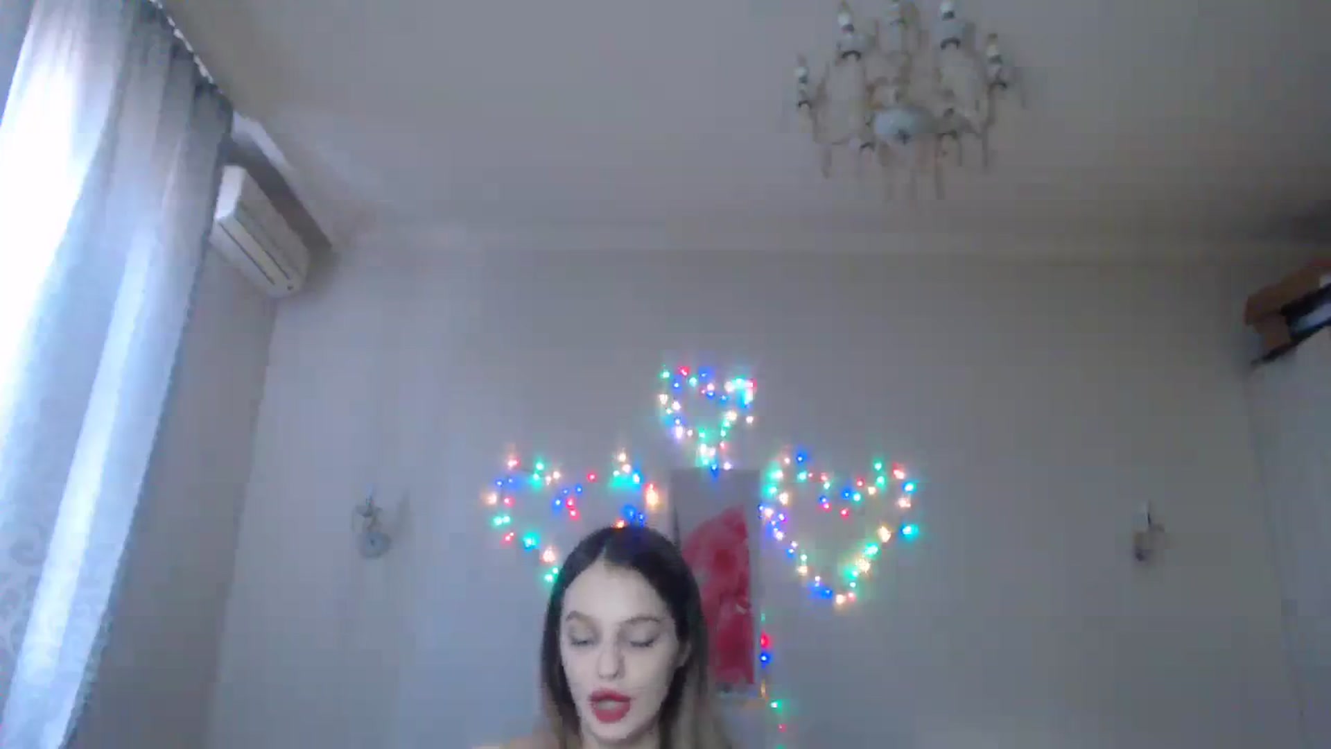 Gallery image thumbnail from Lola_vi's myfreecams stream on, 12/31/2023, 13:01 image 19 of 20