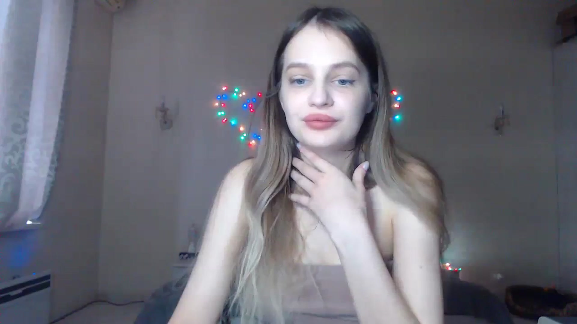 Gallery image thumbnail from Lola_vi's myfreecams stream on, 01/01/2024, 12:57 image 5 of 20