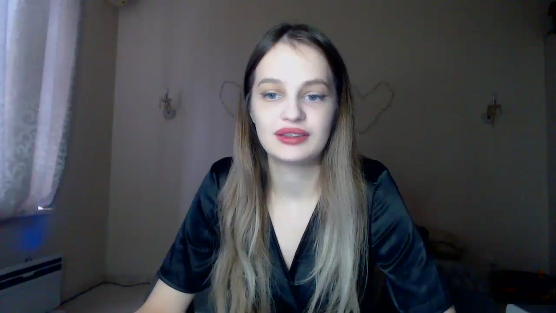 Gallery image thumbnail from Lola_vi's myfreecams stream on, 01/03/2024, 13:08 image 20 of 20