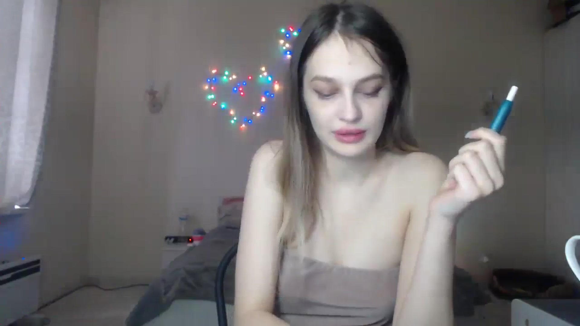 Gallery image thumbnail from Lola_vi's myfreecams stream on, 01/07/2024, 12:57 image 4 of 20
