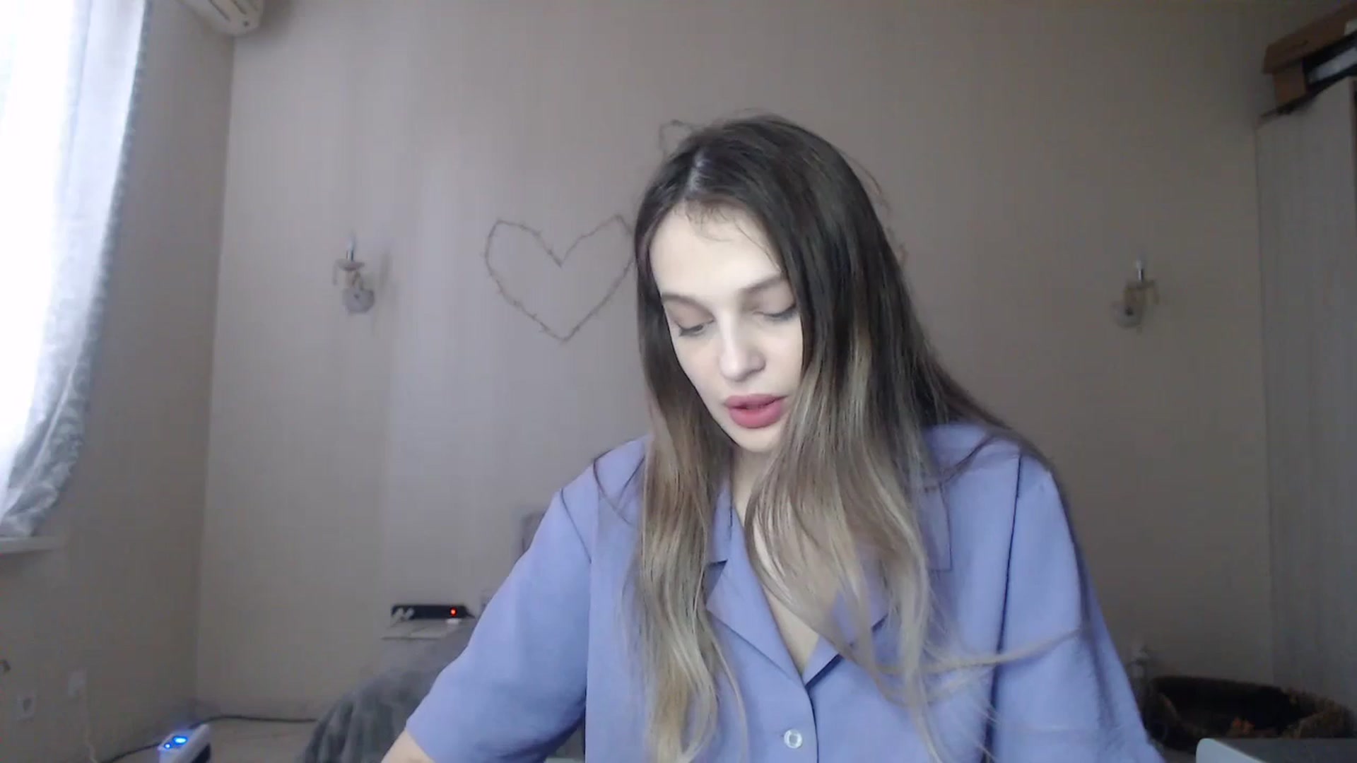 Gallery image thumbnail from Lola_vi's myfreecams stream on, 02/26/2024, 12:56 image 18 of 20