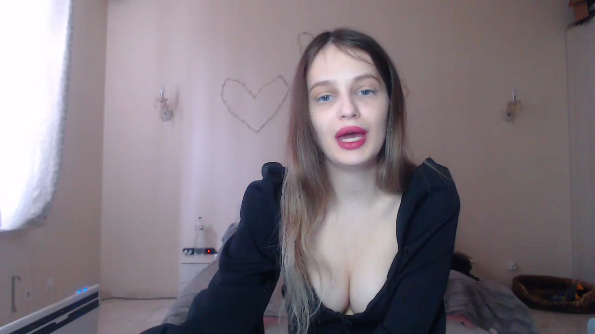 Gallery image thumbnail from Lola_vi's myfreecams stream on, 03/04/2024, 13:01 image 14 of 20