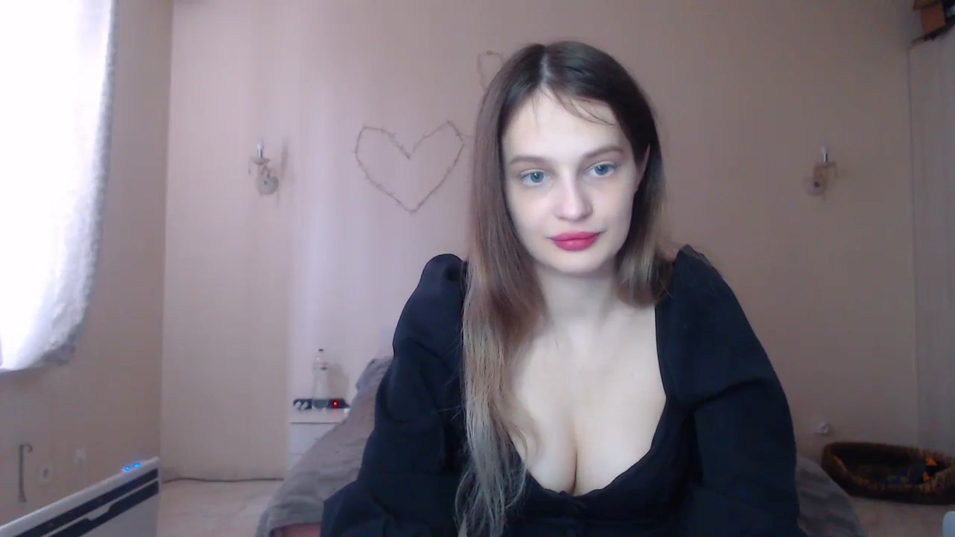 Gallery image thumbnail from Lola_vi's myfreecams stream on, 03/04/2024, 13:01 image 12 of 20