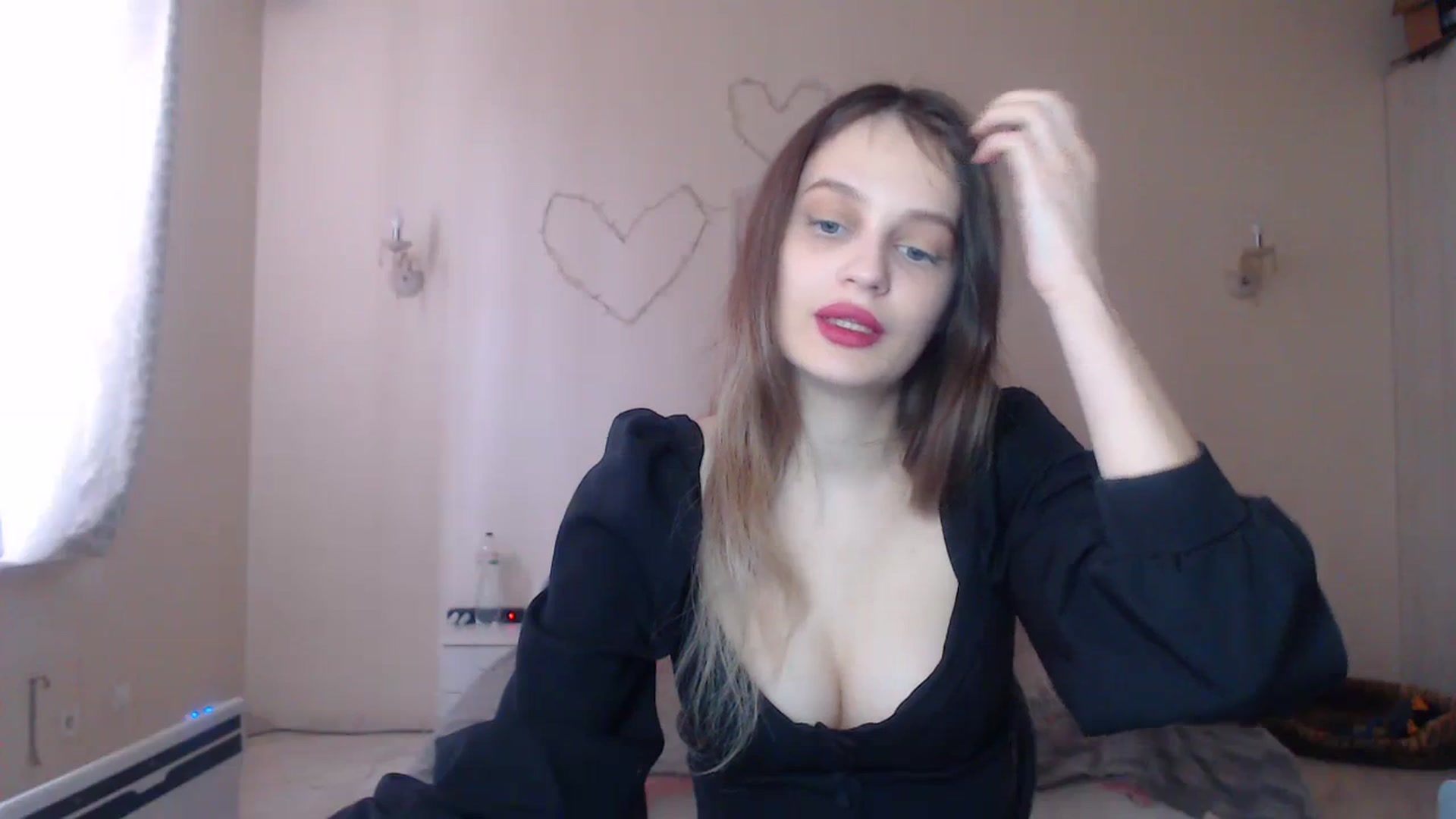 Gallery image thumbnail from Lola_vi's myfreecams stream on, 03/04/2024, 13:01 image 10 of 20