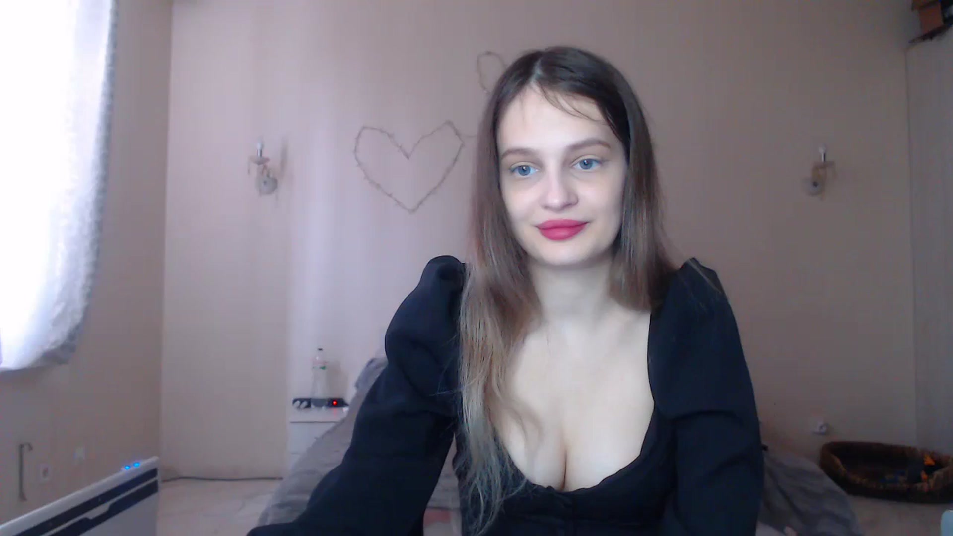 Gallery image thumbnail from Lola_vi's myfreecams stream on, 03/04/2024, 13:01 image 16 of 20