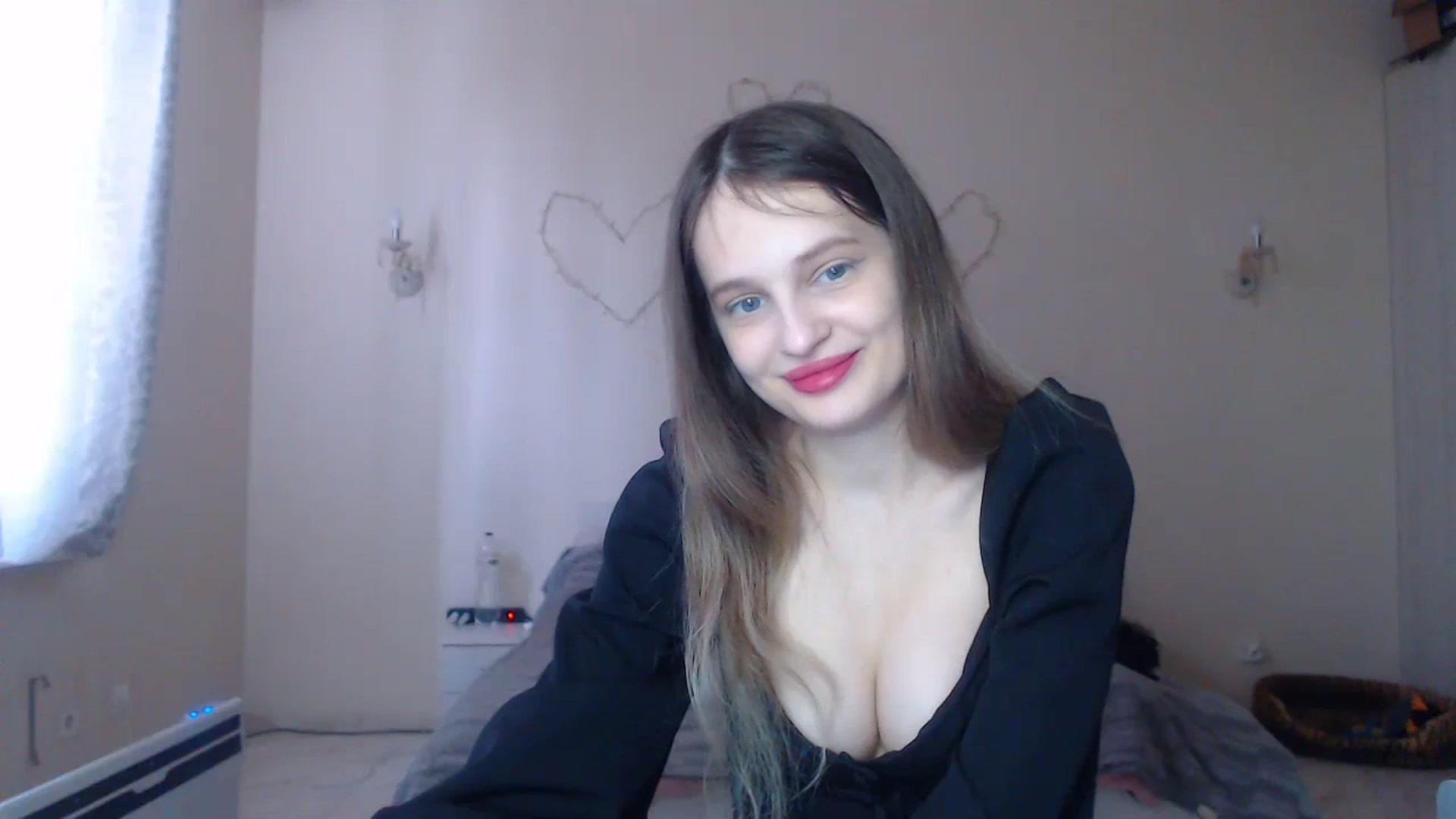 Gallery image thumbnail from Lola_vi's myfreecams stream on, 03/04/2024, 13:01 image 19 of 20