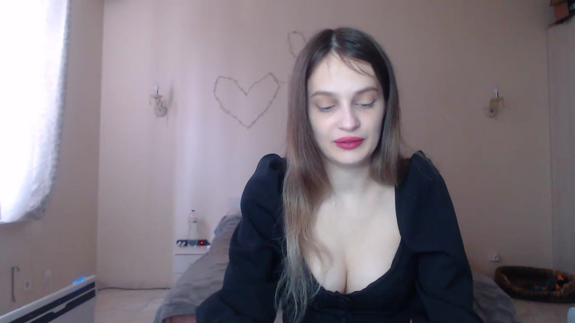 Gallery image thumbnail from Lola_vi's myfreecams stream on, 03/04/2024, 13:01 image 15 of 20