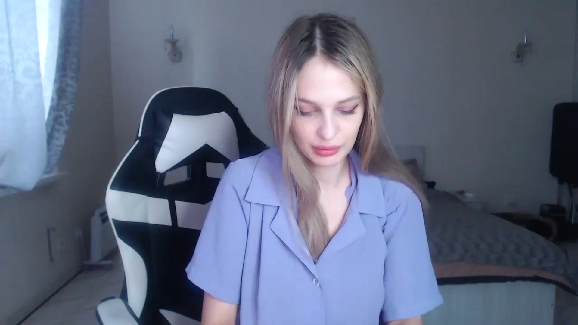 Gallery image thumbnail from Lola_vi's myfreecams stream on, 09/29/2024, 12:10 image 20 of 20