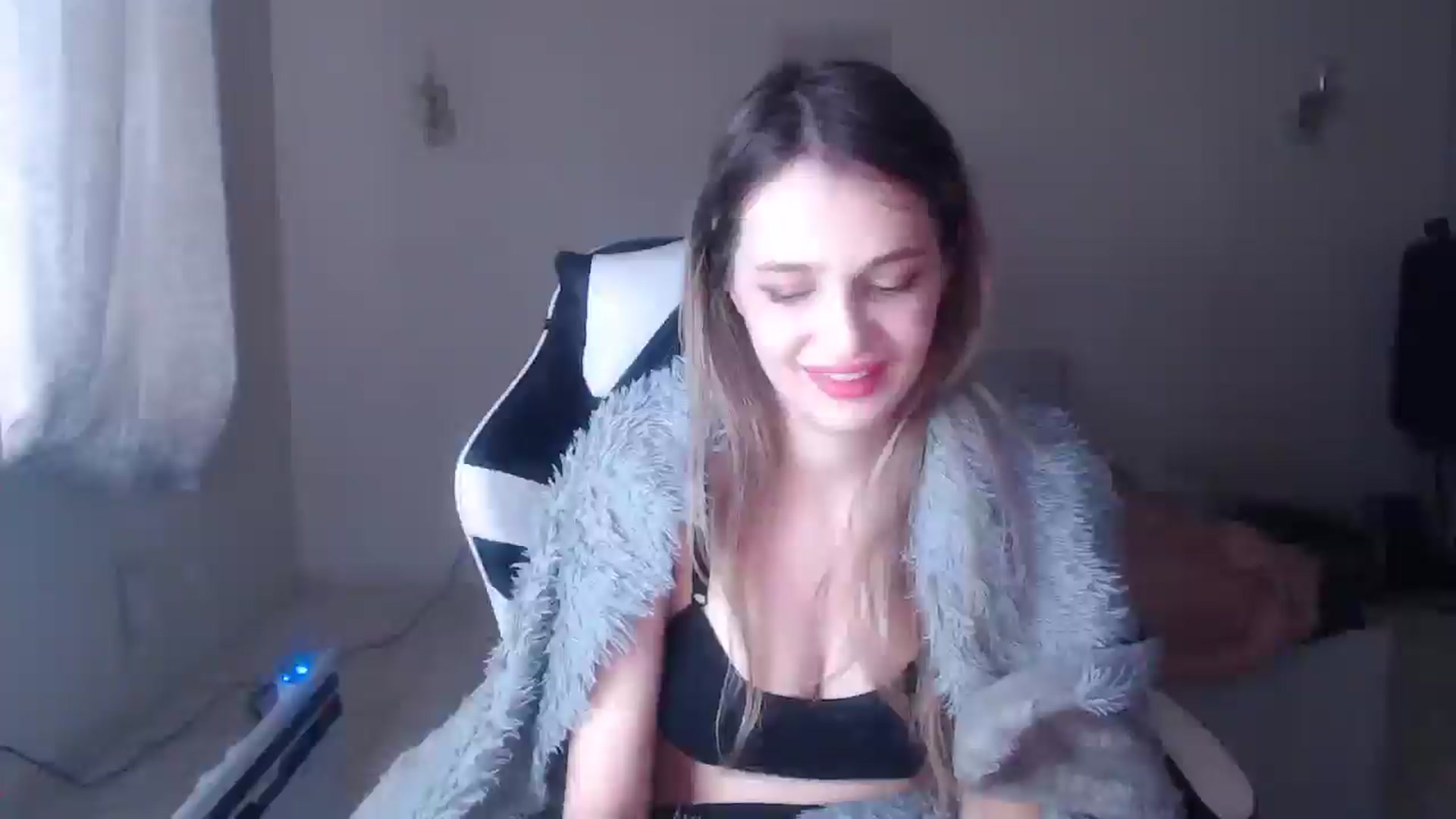 Gallery image thumbnail from Lola_vi's myfreecams stream on, 02/20/2025, 12:51 image 13 of 20
