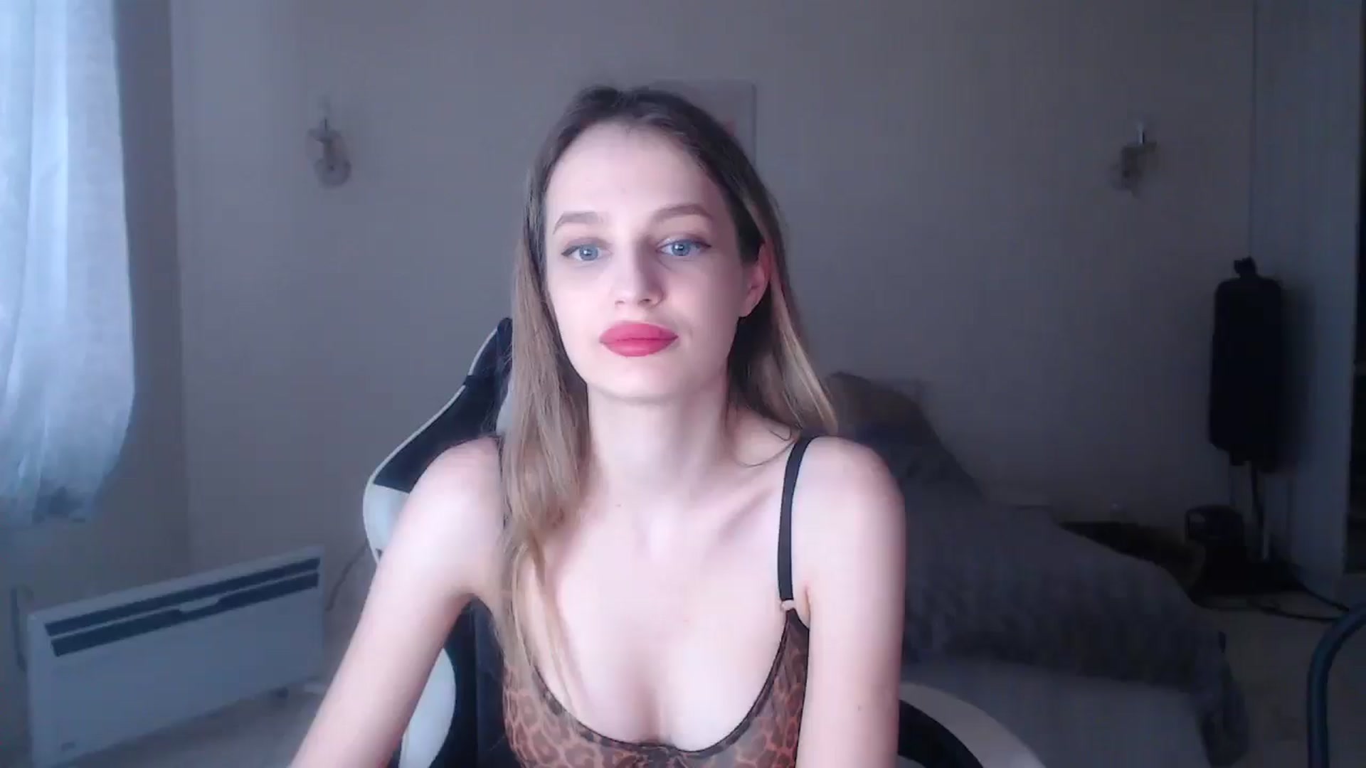 Gallery image thumbnail from Lola_vi's myfreecams stream on, 02/24/2025, 12:48 image 8 of 20