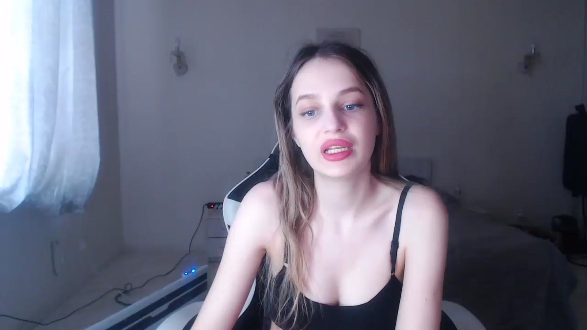 Gallery image thumbnail from Lola_vi's myfreecams stream on, 02/27/2025, 12:52 image 8 of 20