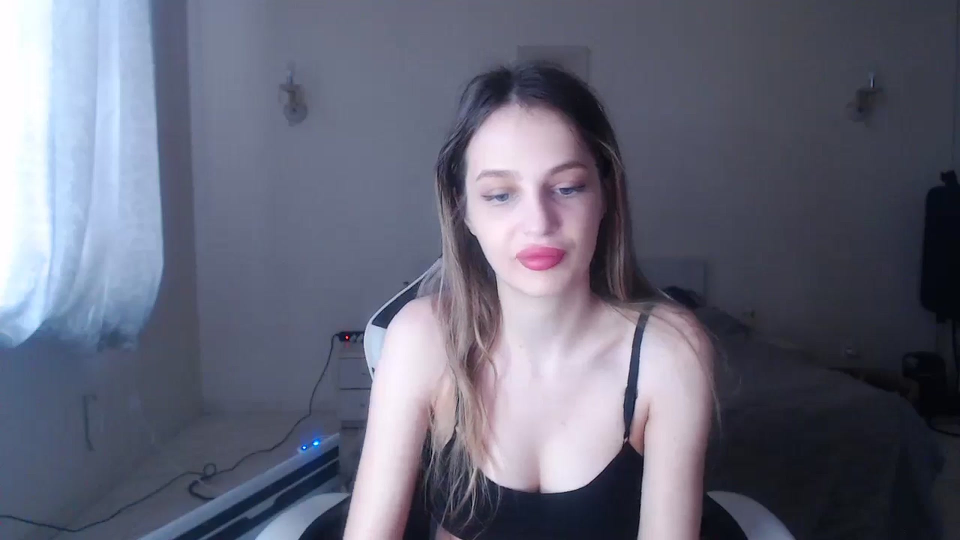 Gallery image thumbnail from Lola_vi's myfreecams stream on, 02/27/2025, 12:52 image 7 of 20